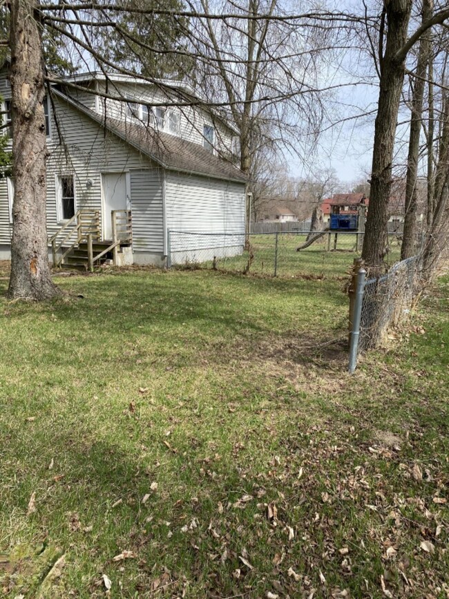 512 Church St, Wayland, MI 49348 - photo 4