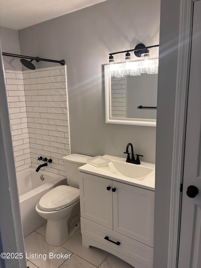 2527 Adrienne Way, Louisville, KY 40216 - photo 6