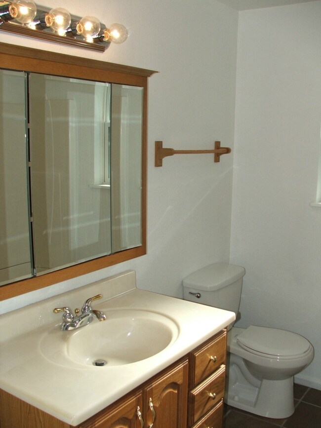 2547 13th Ave W, Seattle, WA 98119 - photo 7