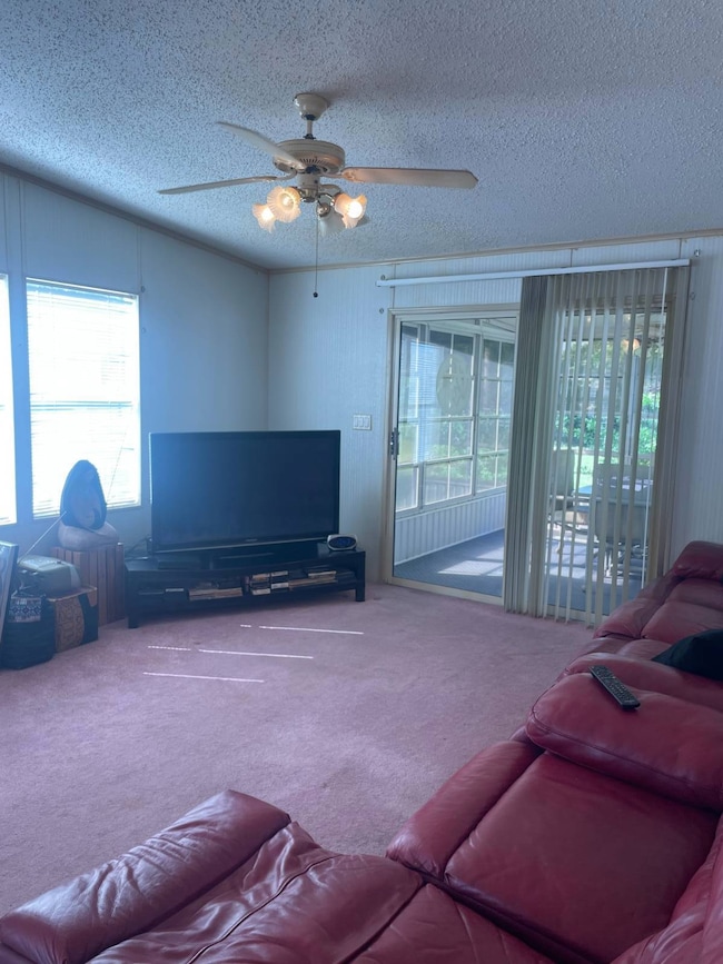 7062 SE Yellowood Ln, Stuart, FL 34997 - photo 6
