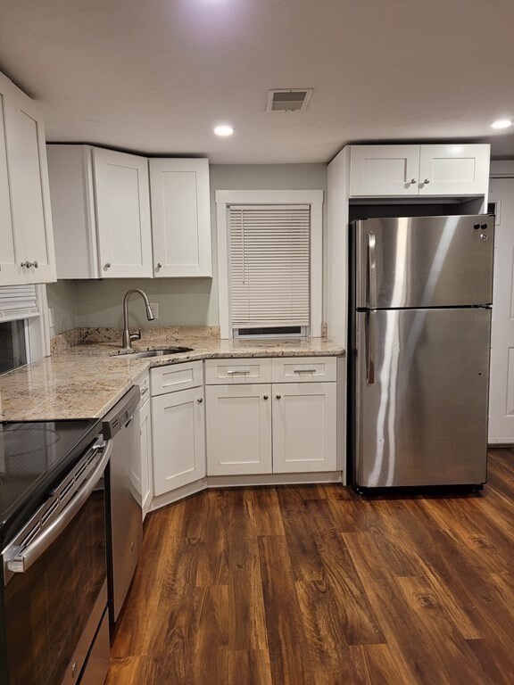 303 Commercial St unit 303, Braintree, MA 02184 - photo 3