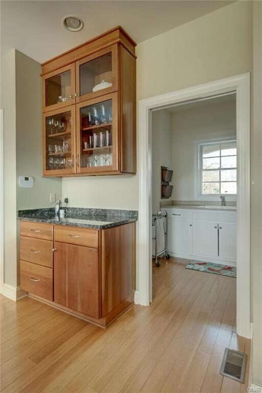 6338 Sweetbriar Ln, Zionsville, PA 18092 - photo 6