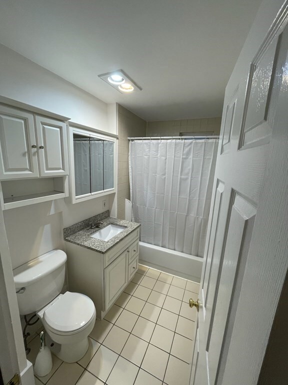 849 E 3rd St unit 3, Boston, MA 02127 - photo 2