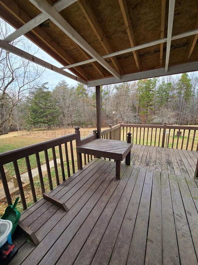 733 Campbell Crossing Rd, Meherrin, VA 23954 - photo 7