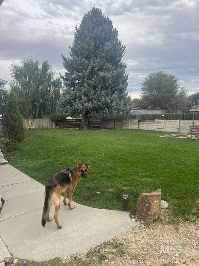 585 Conover St, Eagle, ID 83616 - photo 5