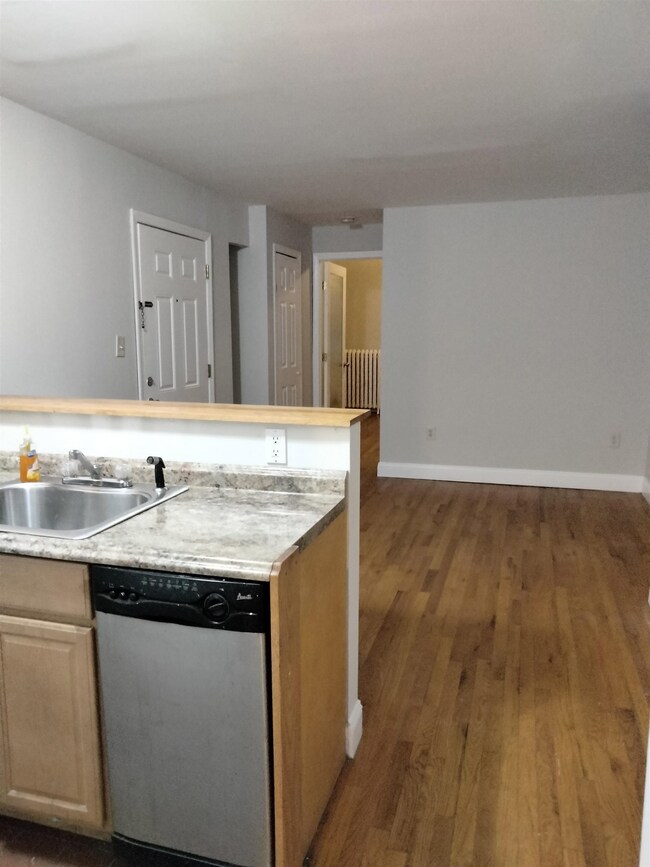602 Grove St unit 1, Jersey City, NJ 07310 - photo 5