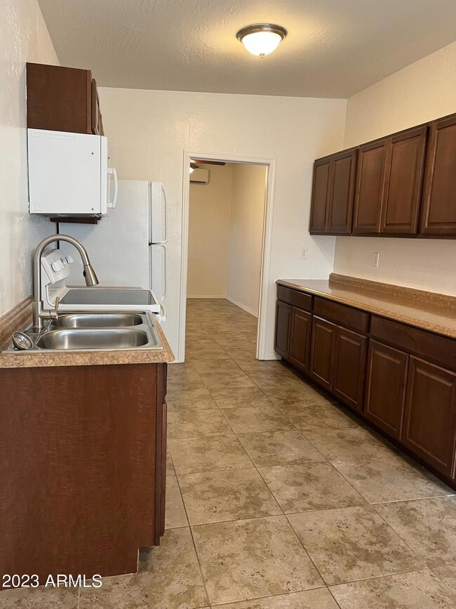 2533 N 9th St, Phoenix, AZ 85006 - photo 2