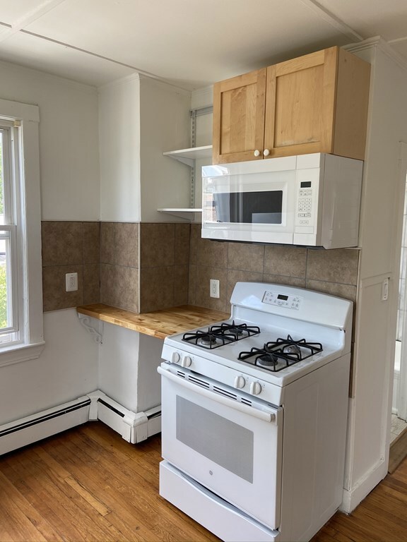 148 5th St unit 5, Cambridge, MA 02141 - photo 5