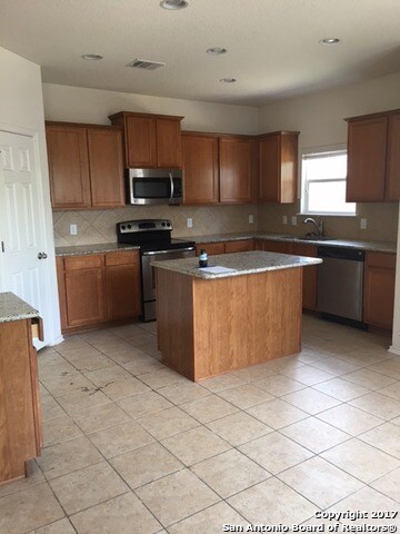 9515 Gold Stage Rd, San Antonio, TX 78254 - photo 3