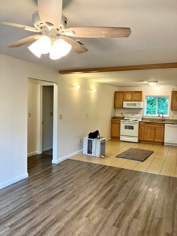 5455 N Main St unit 16E, Fall River, MA 02720 - photo 4