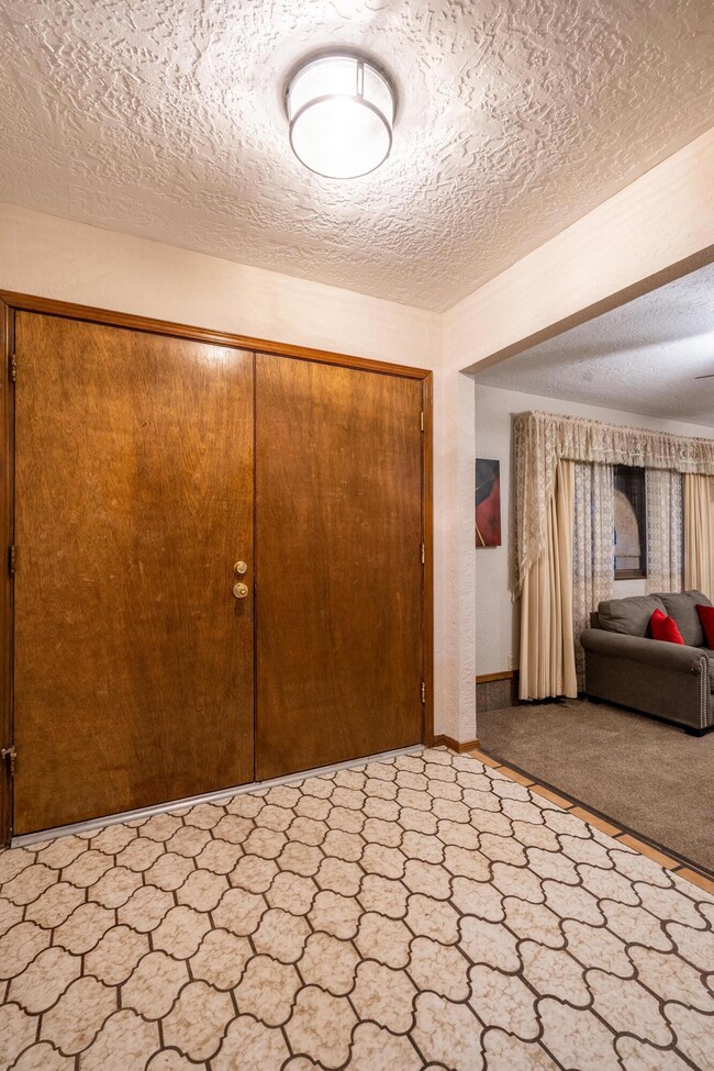 559 Rancho Viejo Dr, Socorro, TX 79927 - photo 3