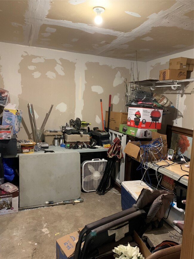 1702 W Gulf Bank Rd, Houston, TX 77088 - photo 7