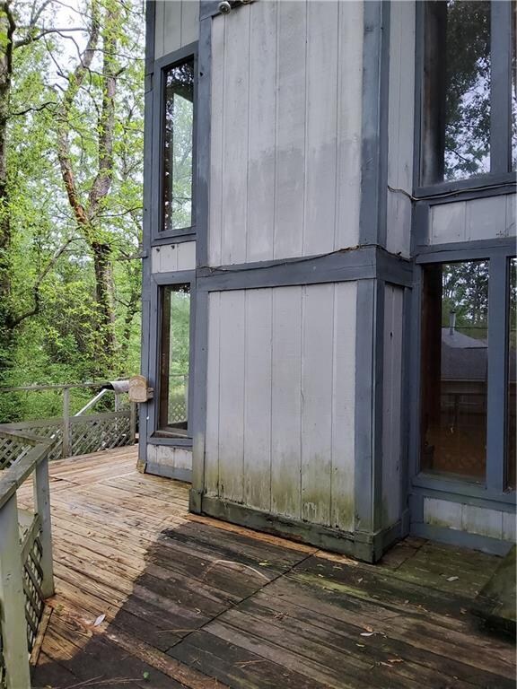 Wraparound Deck
