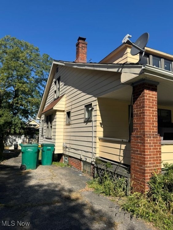 5562 Dalewood Ave, Maple Heights, OH 44137 - photo 2