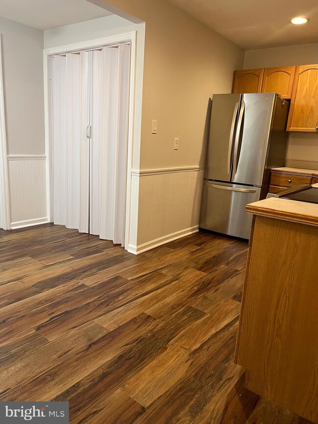 509 Berkeley Dr, Browns Mills, NJ 08015 - photo 3