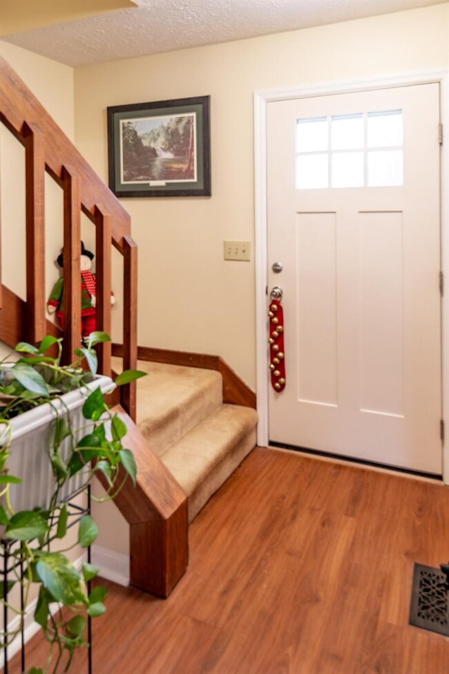 945 Creek Ct, Monroe, OH 45050 - photo 3