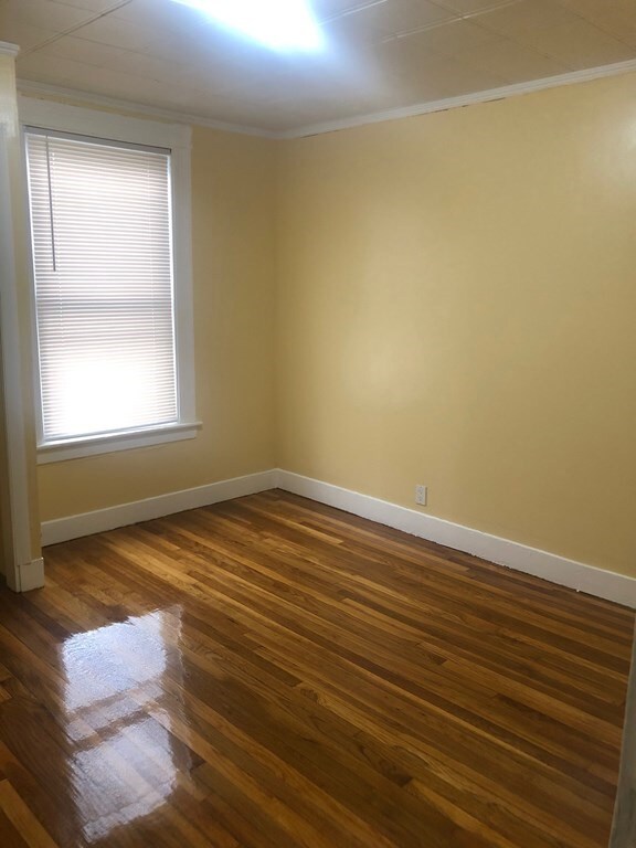 42 Spencer St unit 1, Lynn, MA 01905 - photo 3