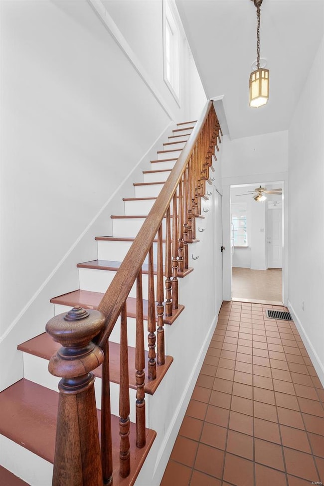Charming entry foyer.