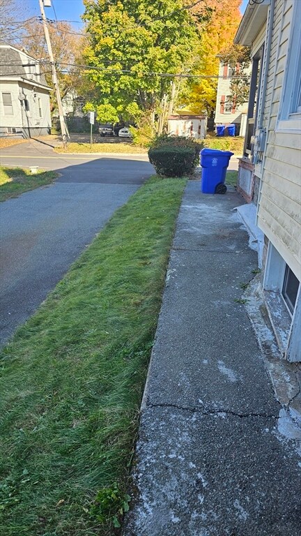 28 Bay St unit 1ST FLR, Taunton, MA 02780 - photo 3