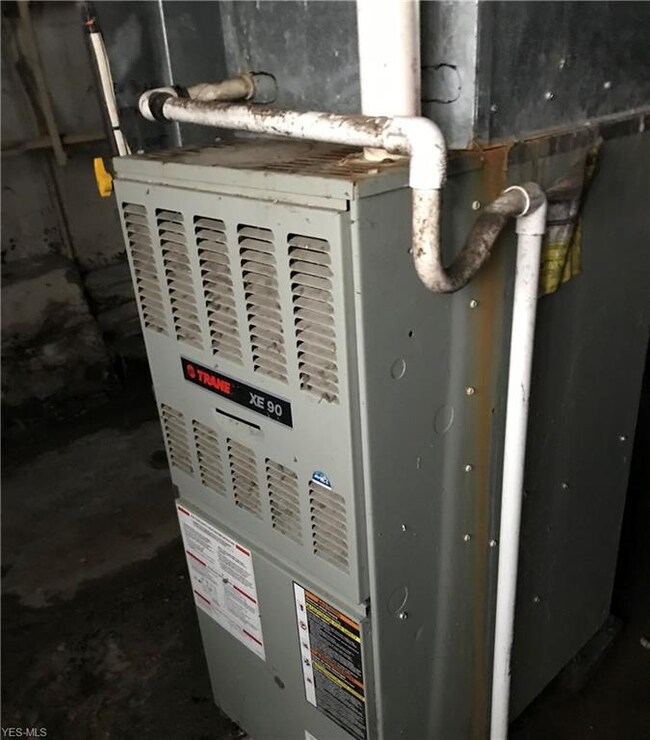 16433 Cornell St, East Liverpool, OH 43920 - photo 6