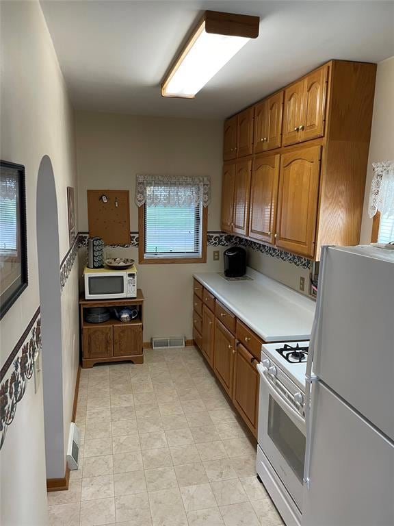 329 Broad St, Grinnell, IA 50112 - photo 6