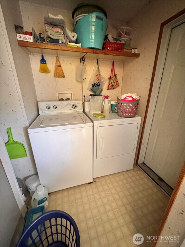 9392 Thresher Ave, Sedro-Woolley, WA 98284 - photo 7