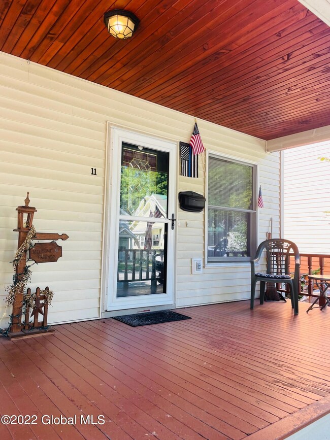 11 Sarella St, Glens Falls, NY 12801 - photo 2