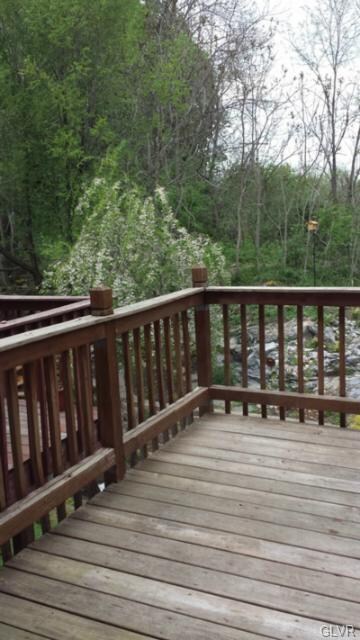 11 Jazz Cir, Whitehall, PA 18052 - photo 4