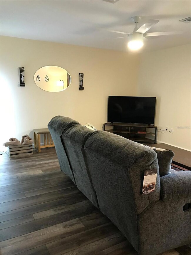 19660 SW 83rd Place Rd unit C-19, Dunnellon, FL 34432 - photo 5