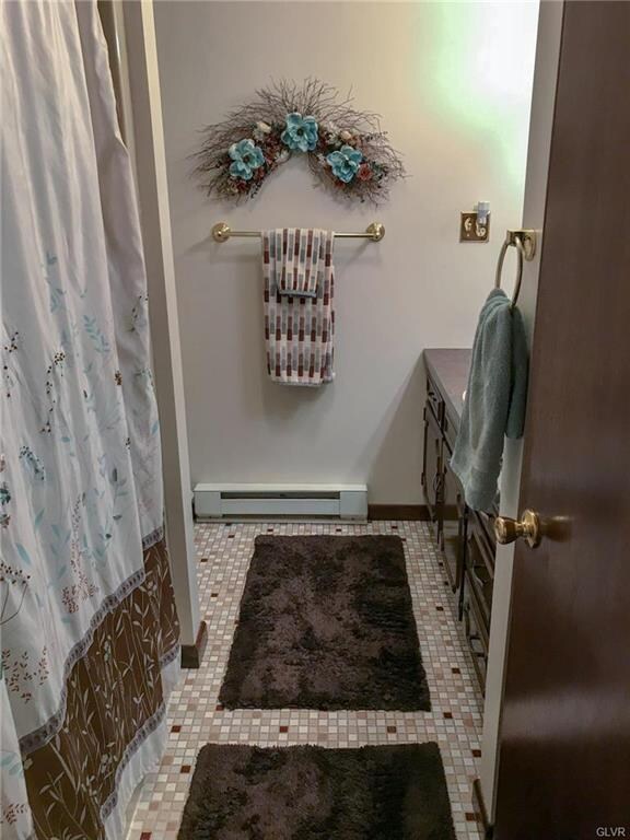 4742 Linda Ln, Emmaus, PA 18049 - photo 6