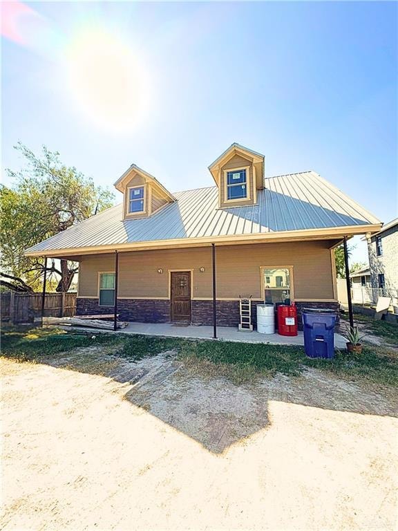 317 N Kika de La Garza Blvd, La Joya, TX 78560 - photo 2