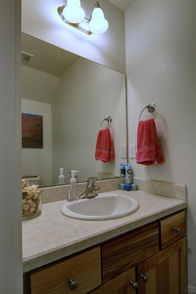 1696 NE Lotus Dr, Bend, OR 97701 - photo 7