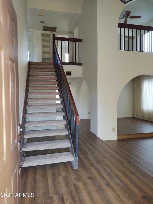 Entry to stairs