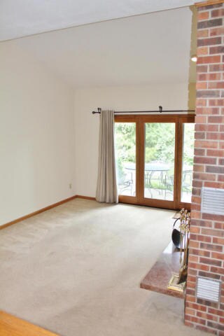 3.Living Room 2