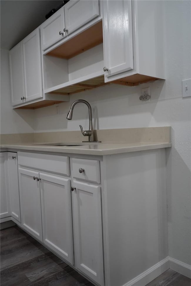 9800 Oaks St, Tampa, FL 33635 - photo 4