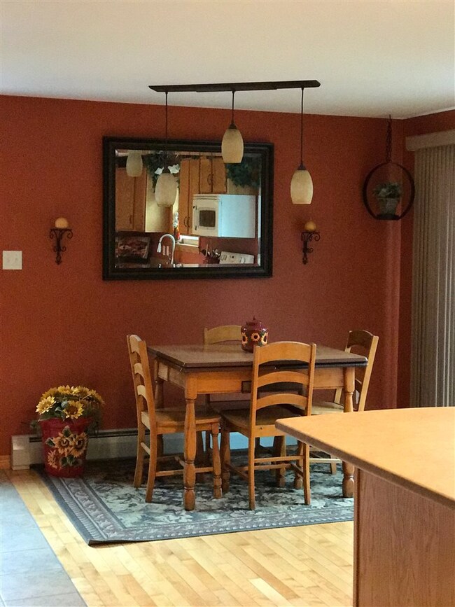 772 St Johhnsbury Rd, Littleton, NH 03561 - photo 5