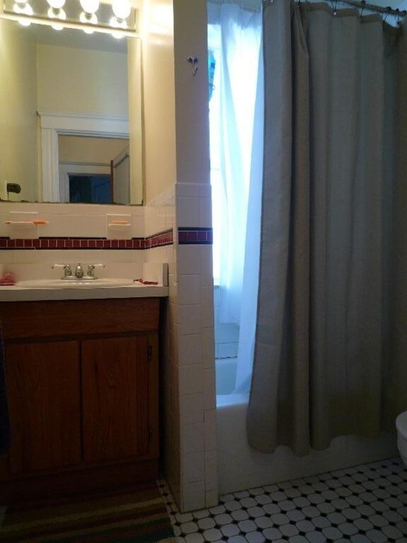 174 Winthrop Rd unit 3, Brookline, MA 02445 - photo 5