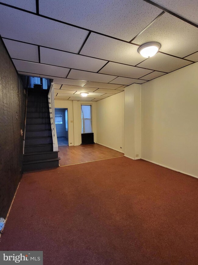 404 Printz St, Reading, PA 19606 - photo 3