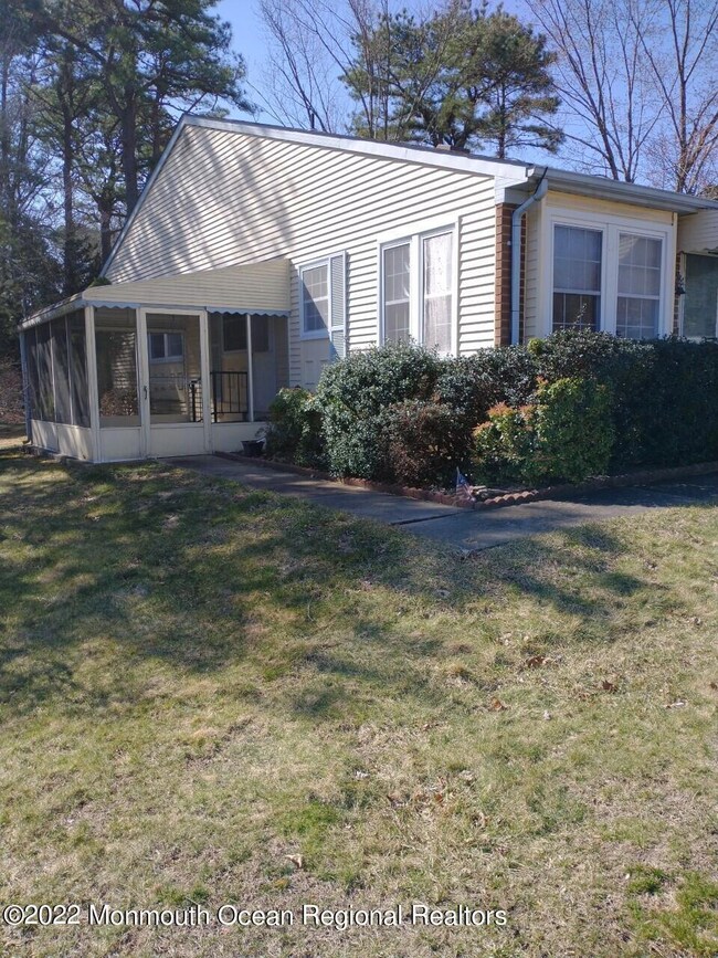 22A Sunset Rd unit 53, Whiting, NJ 08759 - photo 2