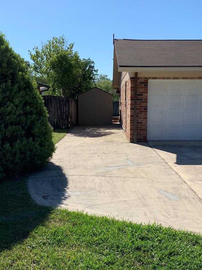 4637 Seaboard Ave, Jacksonville, FL 32210 - photo 3