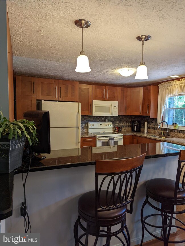 6405 Weatherwise Way, Columbia, MD 21045 - photo 5