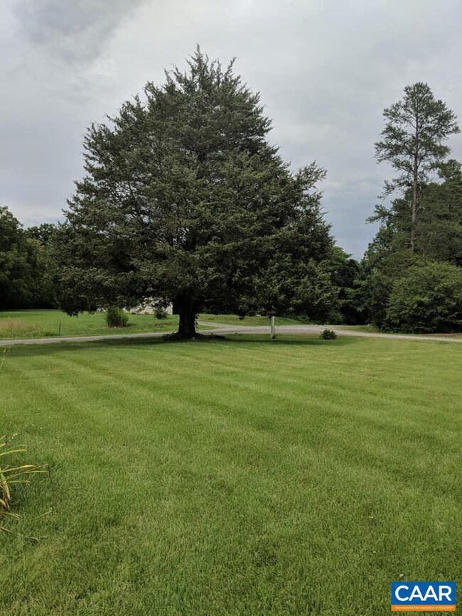 92 Bannister Town Rd, Louisa, VA 23093 - photo 6