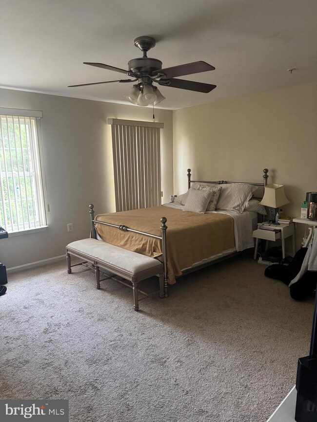 13839 Crosstie Dr, Germantown, MD 20874 - photo 7