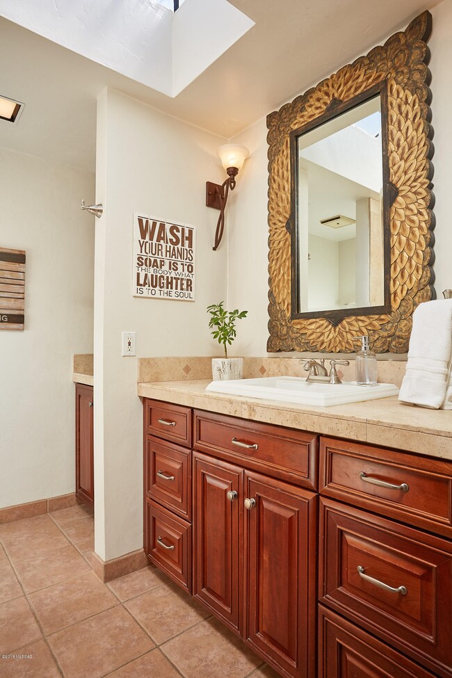 2737 N Conestoga-2067