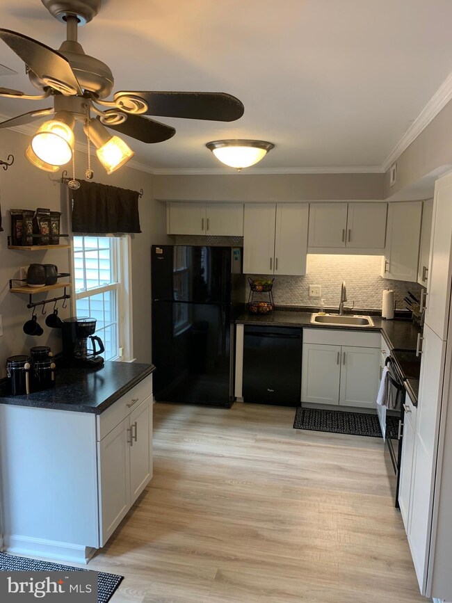 3511 Legere Ct, Woodbridge, VA 22193 - photo 2