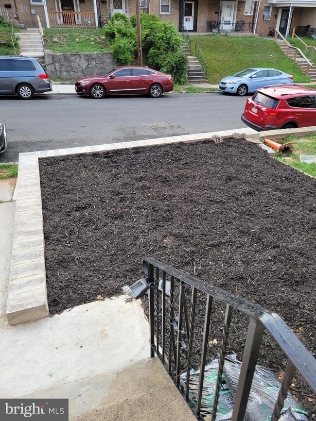 433 S 2nd St, Darby, PA 19023 - photo 3