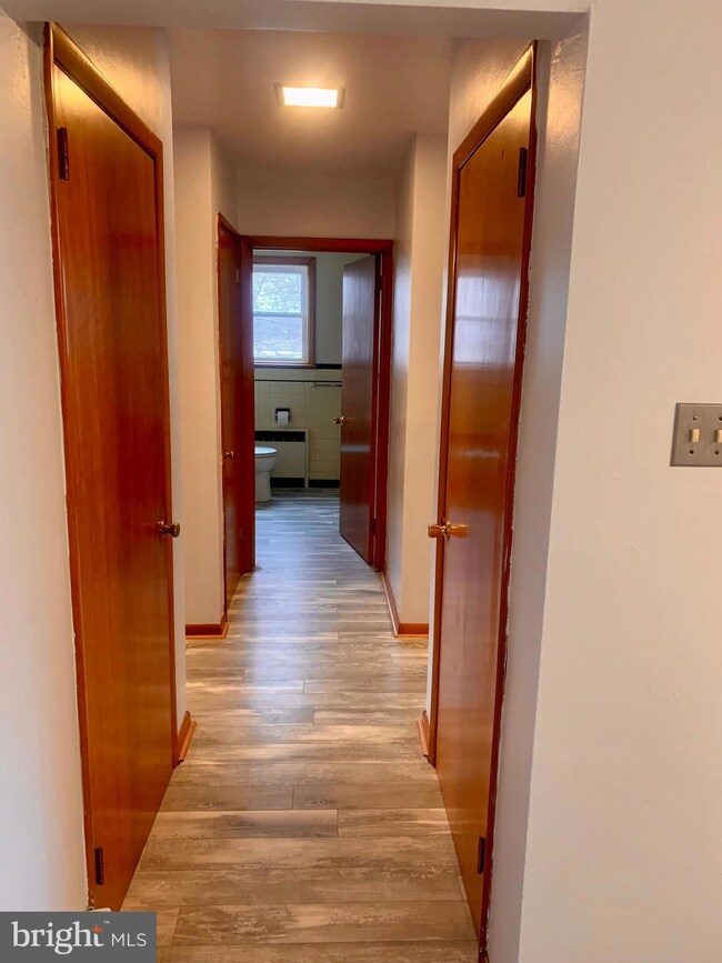 762 Claremont Ave unit 2-A, Tamaqua, PA 18252 - photo 7