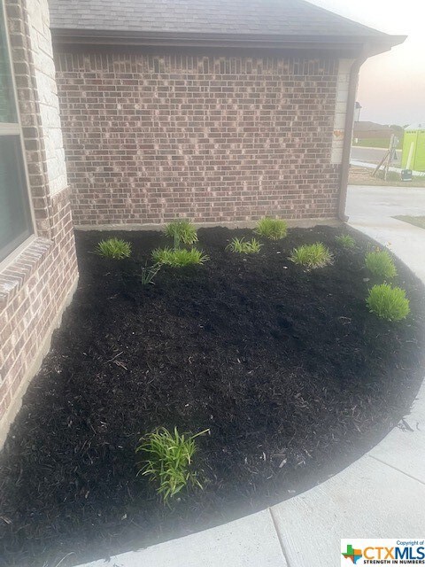 406 Magnolia Dr, Troy, TX 76579 - photo 4