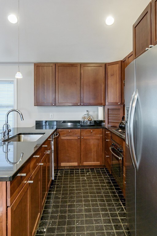17 Worcester St, Cambridge, MA 02139 - photo 7