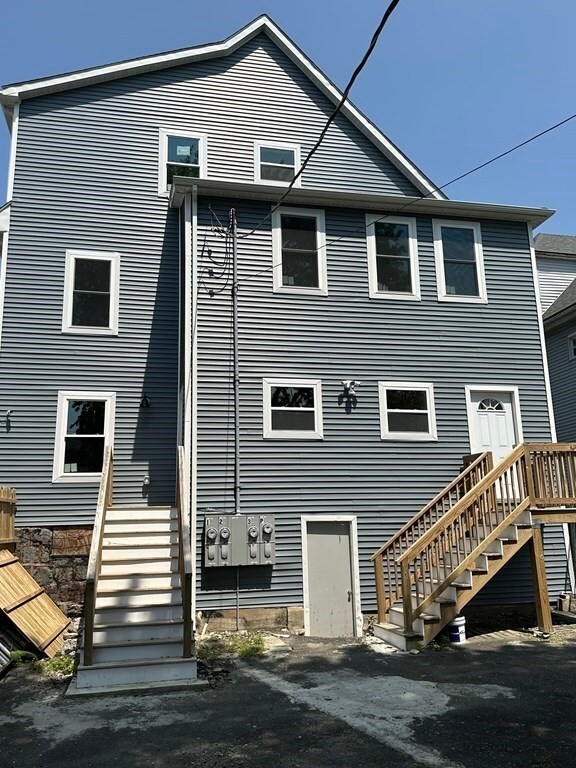 39 Clarkwood St unit 2, Mattapan, MA 02126 - photo 3